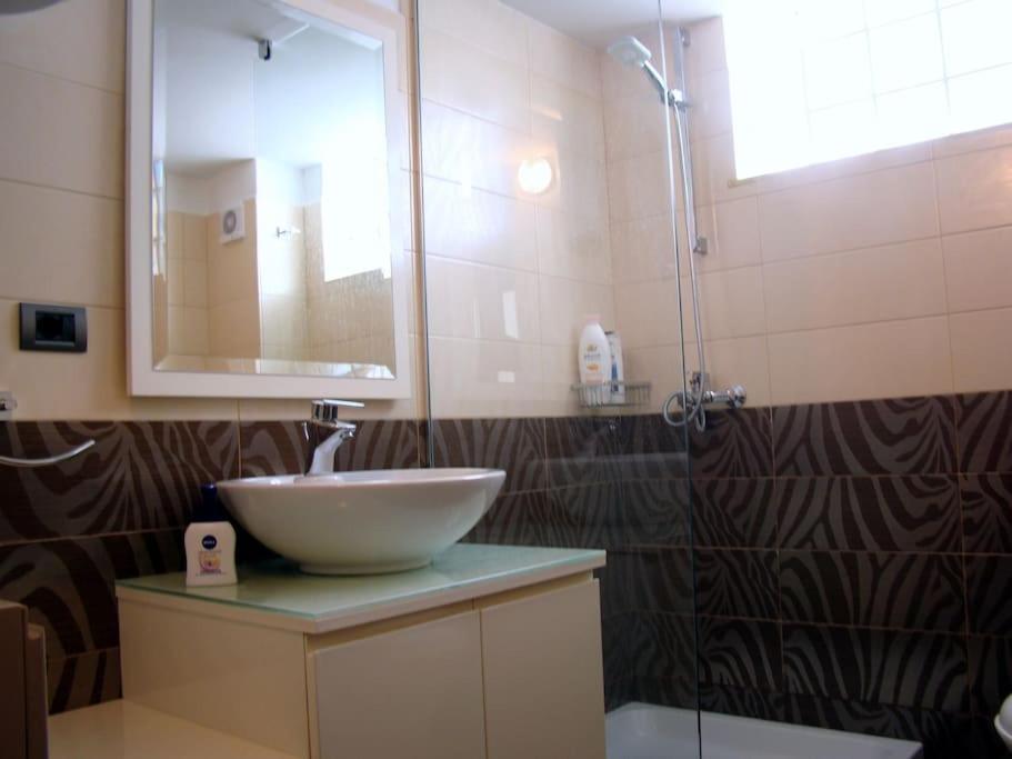 Exclusive Apartment 地拉那 外观 照片