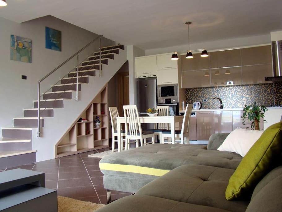 Exclusive Apartment 地拉那 外观 照片